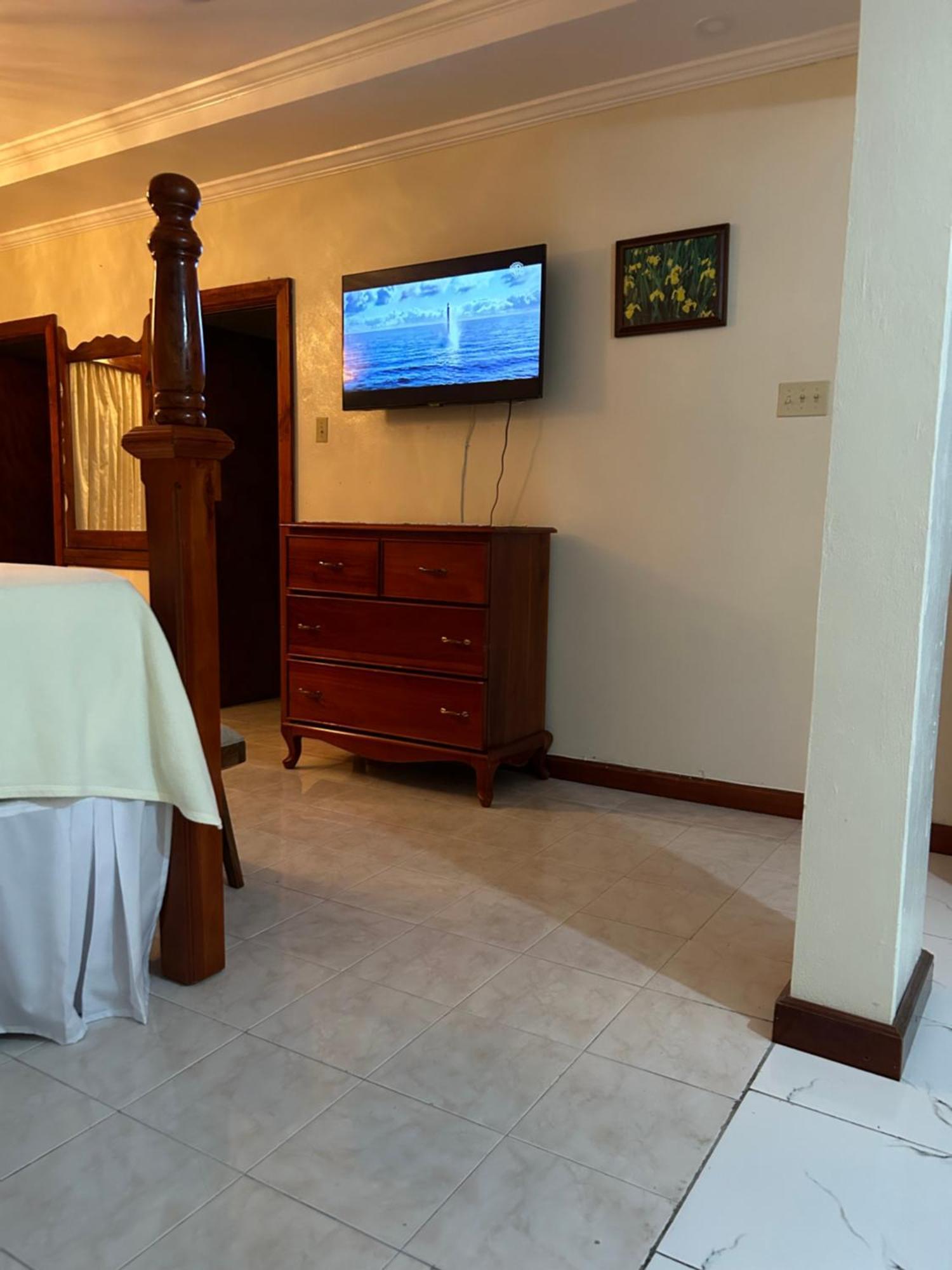 Rayon Hotel Negril Eksteriør bilde