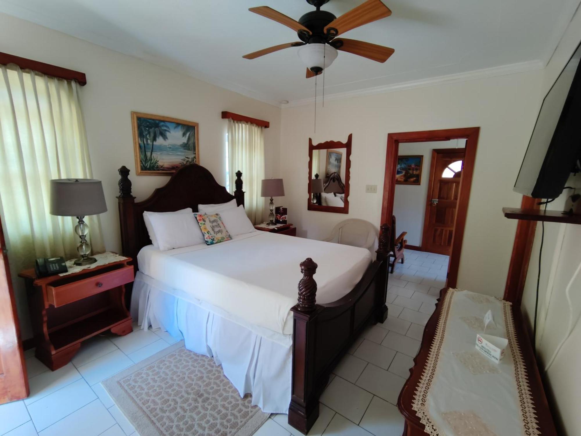 Rayon Hotel Negril Eksteriør bilde