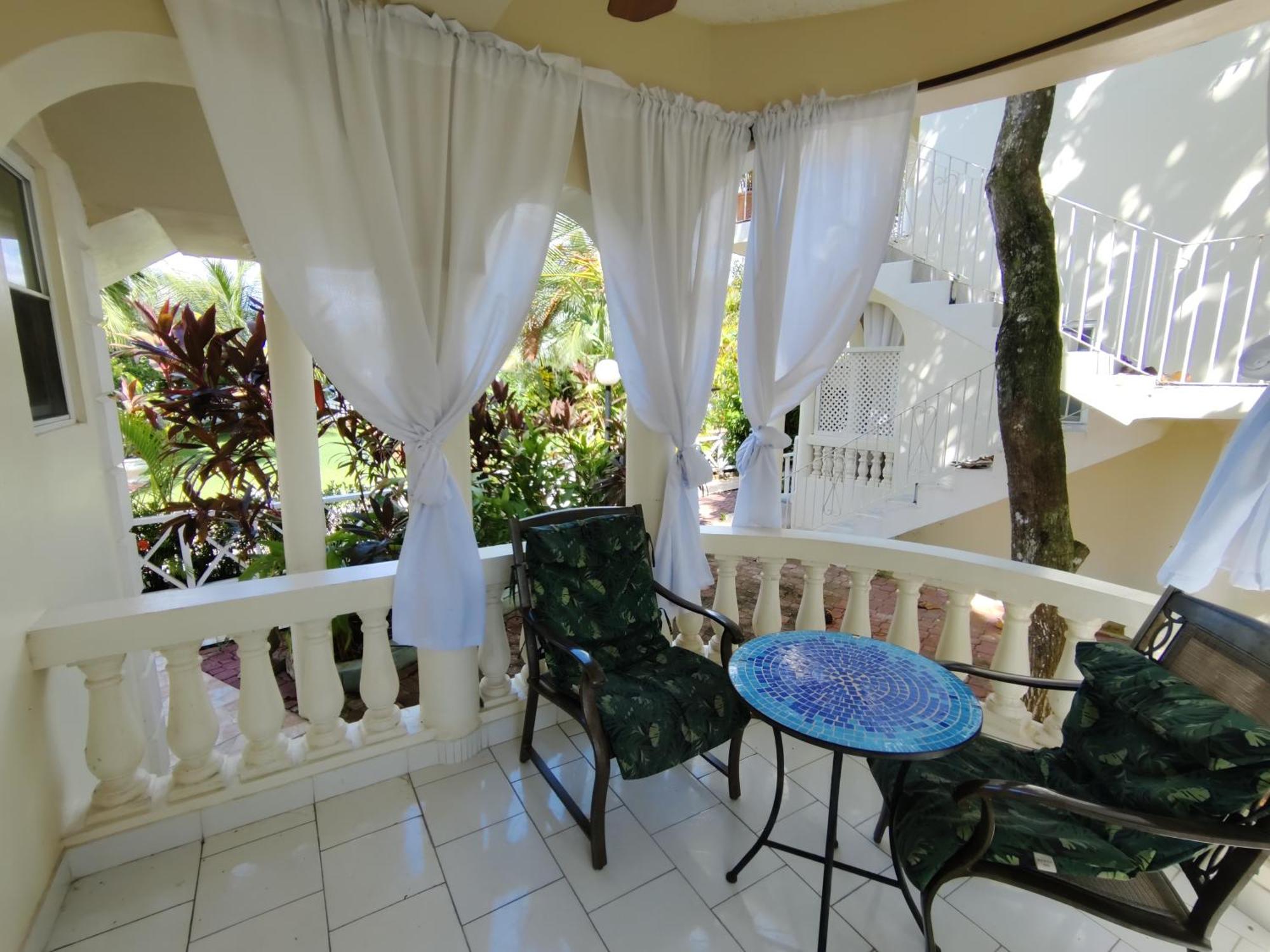 Rayon Hotel Negril Eksteriør bilde