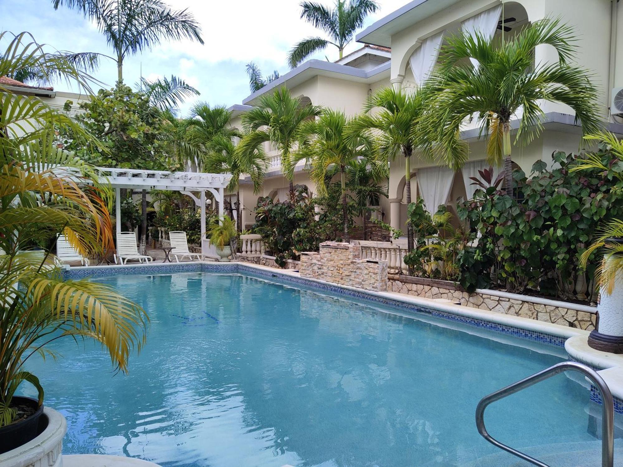 Rayon Hotel Negril Eksteriør bilde