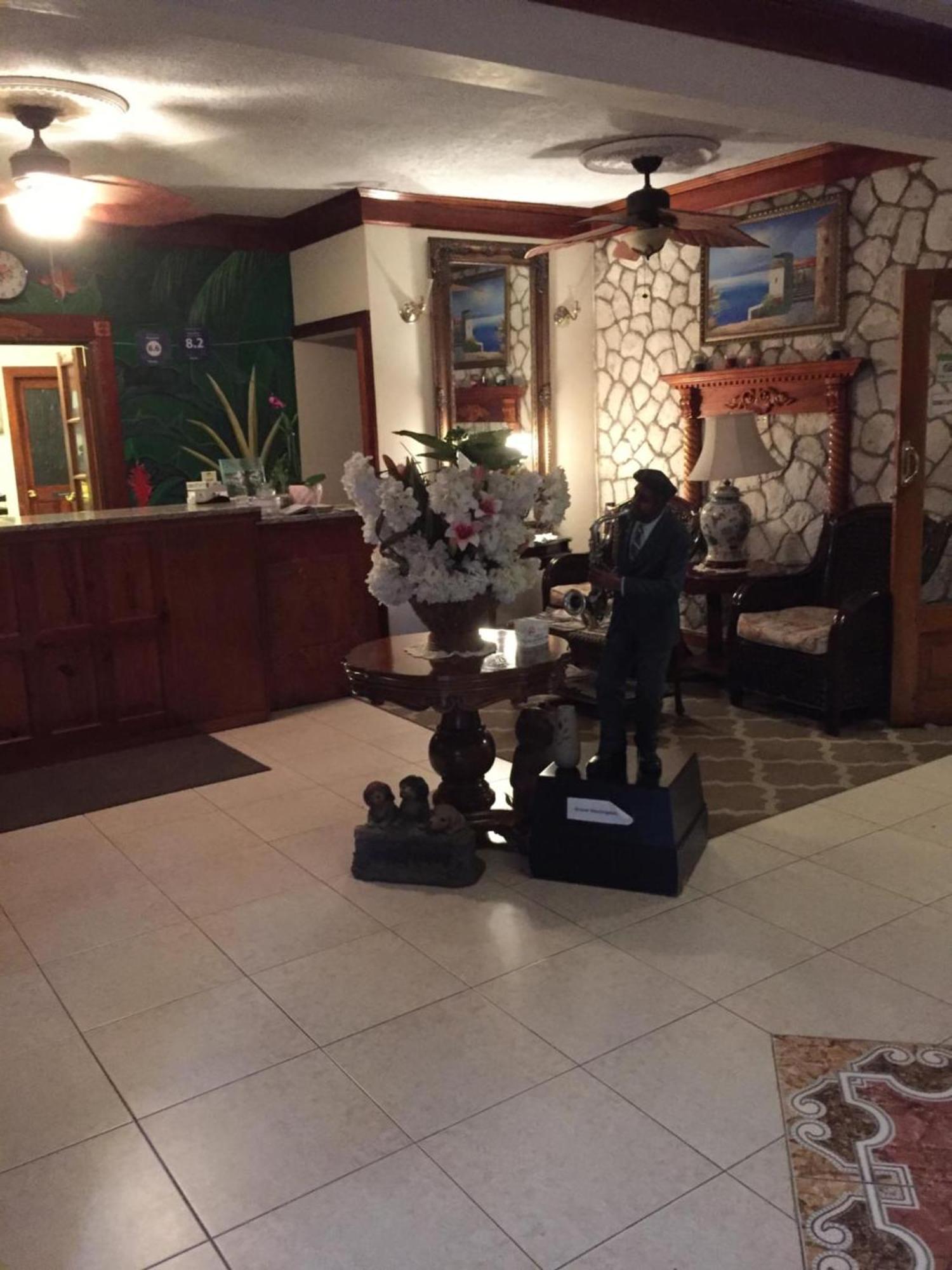 Rayon Hotel Negril Eksteriør bilde
