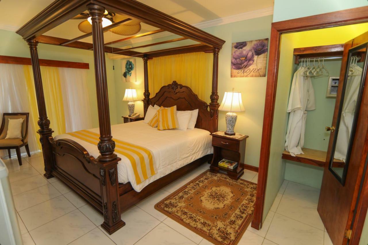 Rayon Hotel Negril Eksteriør bilde