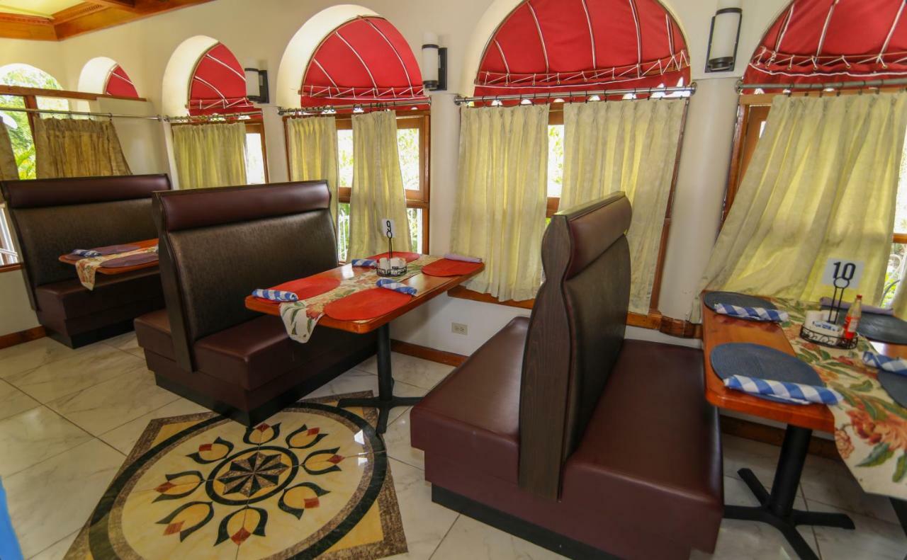 Rayon Hotel Negril Eksteriør bilde