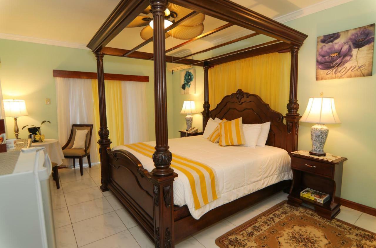 Rayon Hotel Negril Eksteriør bilde