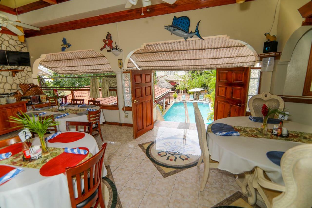 Rayon Hotel Negril Eksteriør bilde